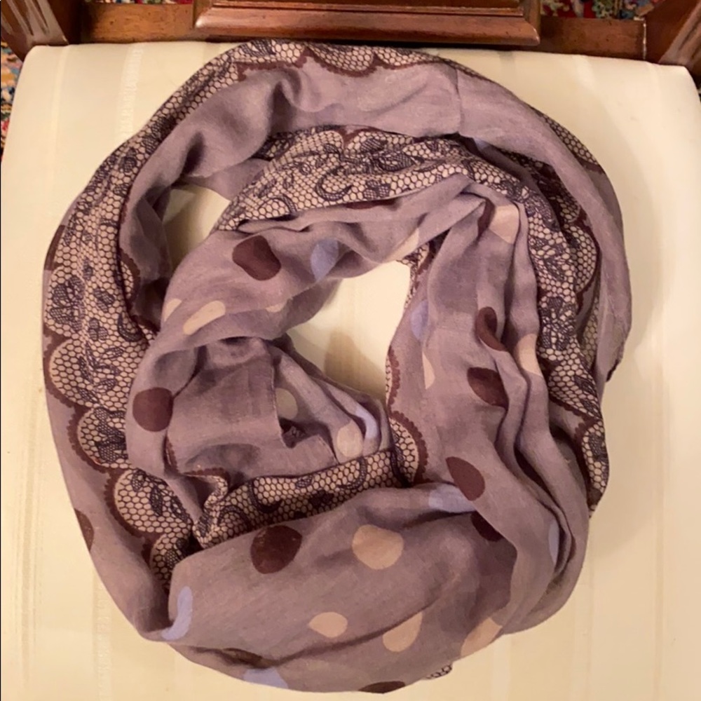 Infinity scarf
